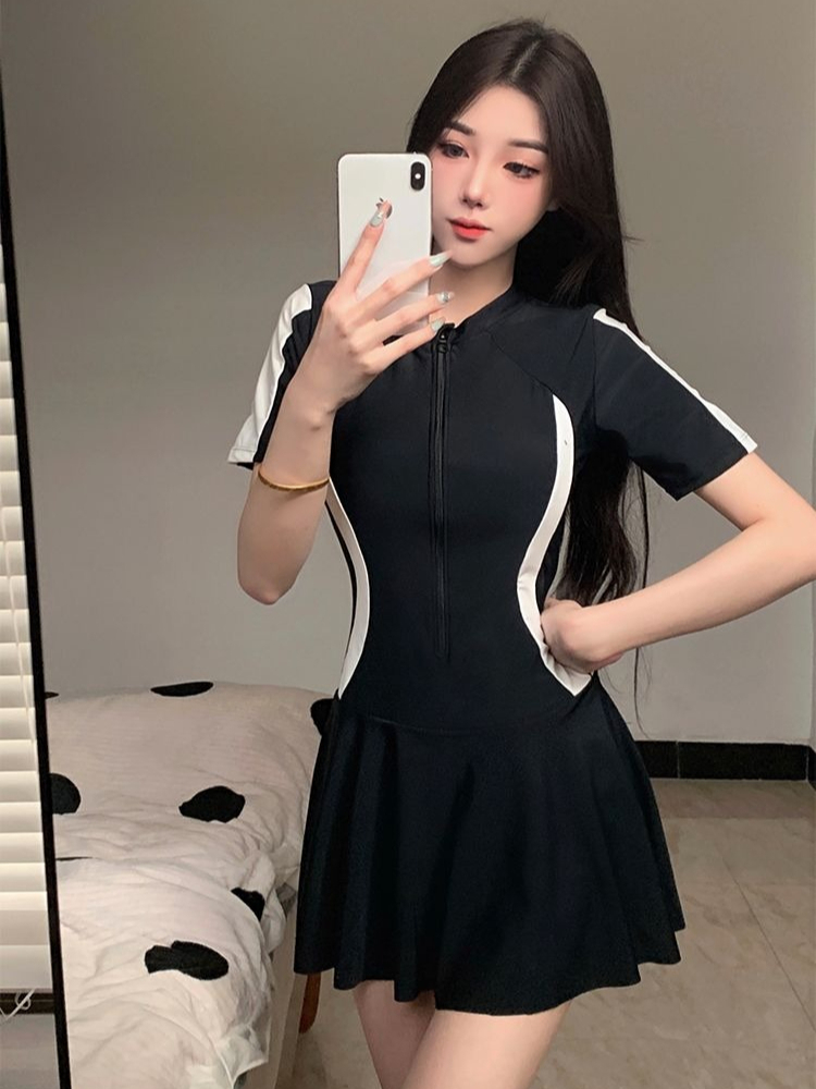 Nuevo Traje de Baño de Una Pie - Spa & Wellness Hotel Diament Ustroń Opinie reseña y precio