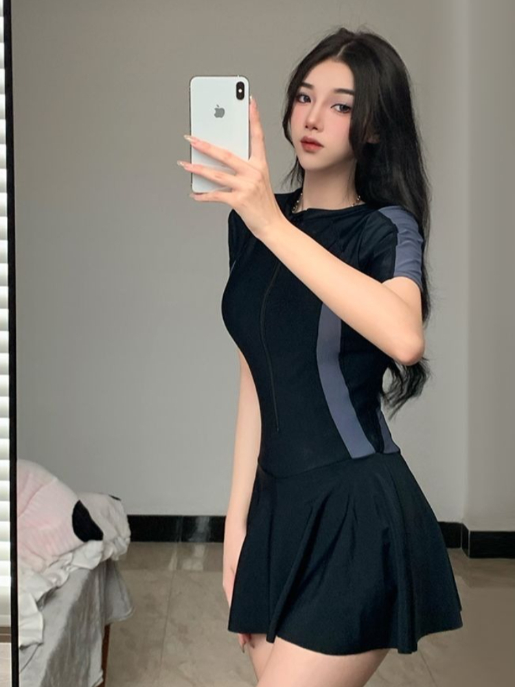 Nuevo Traje de Baño de Una Pie - Spa & Wellness Hotel Diament Ustroń Opinie reseña y precio